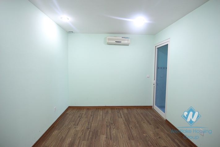 Spacious apartment with 3 bedrooms for rent in Ha Dong , Ha Noi